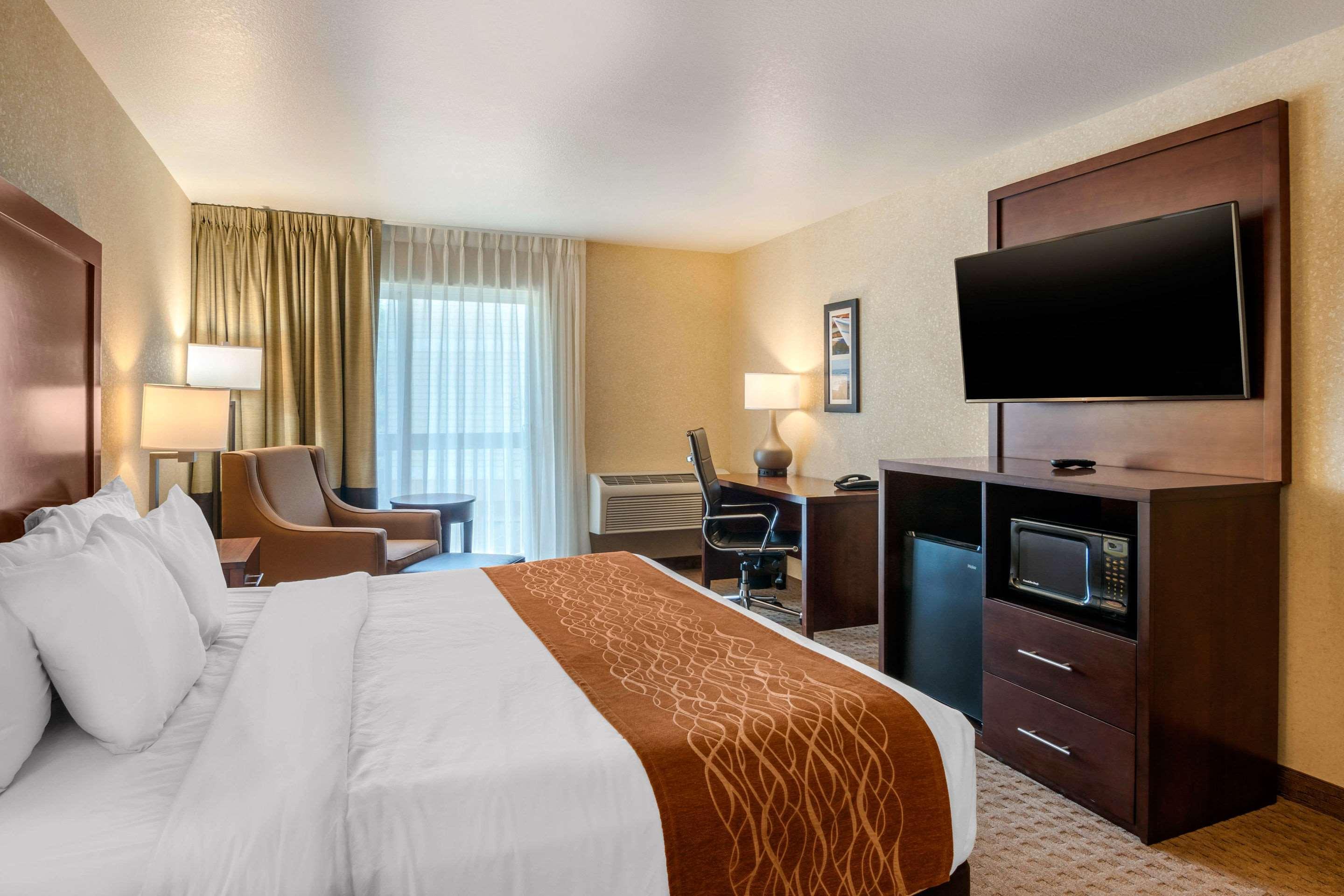 Comfort Inn & Suites Lincoln City Eksteriør billede