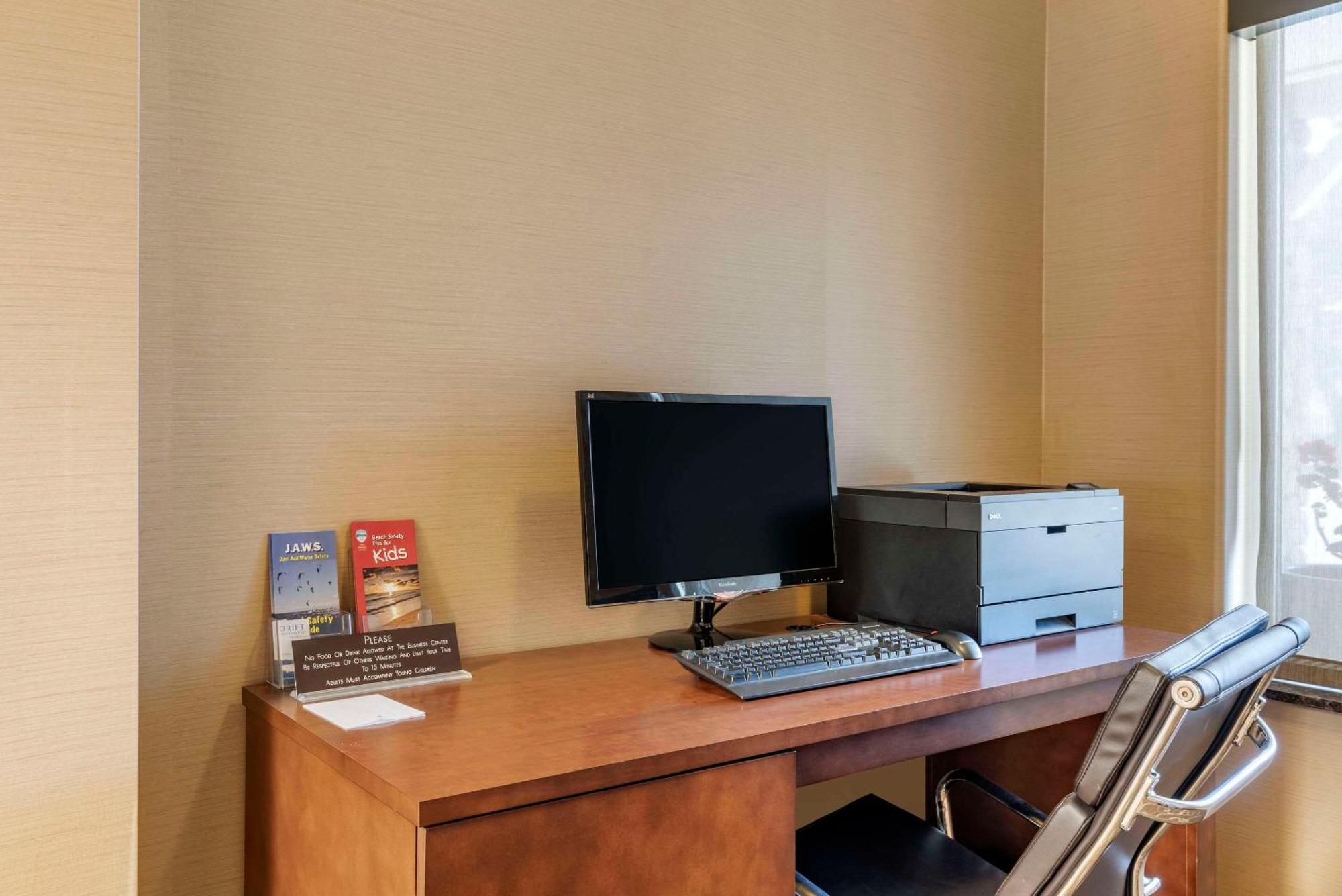 Comfort Inn & Suites Lincoln City Eksteriør billede